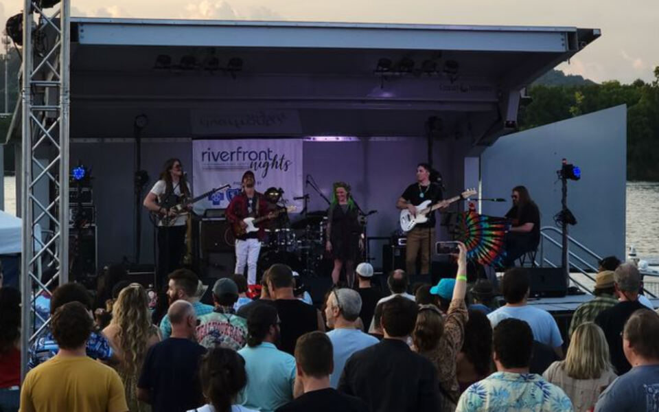 This Free Riverfront Festival In Chattanooga Fills The Tennessee River Waterfront With Live Music All Summer