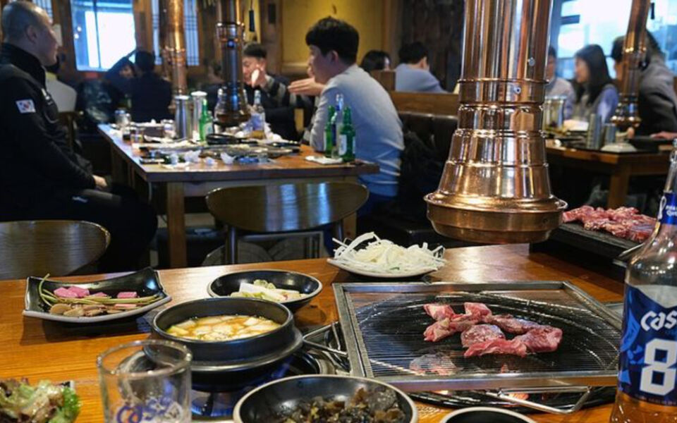 8 Countries Where Tipping Can Be Unusual or Even Considered Rude