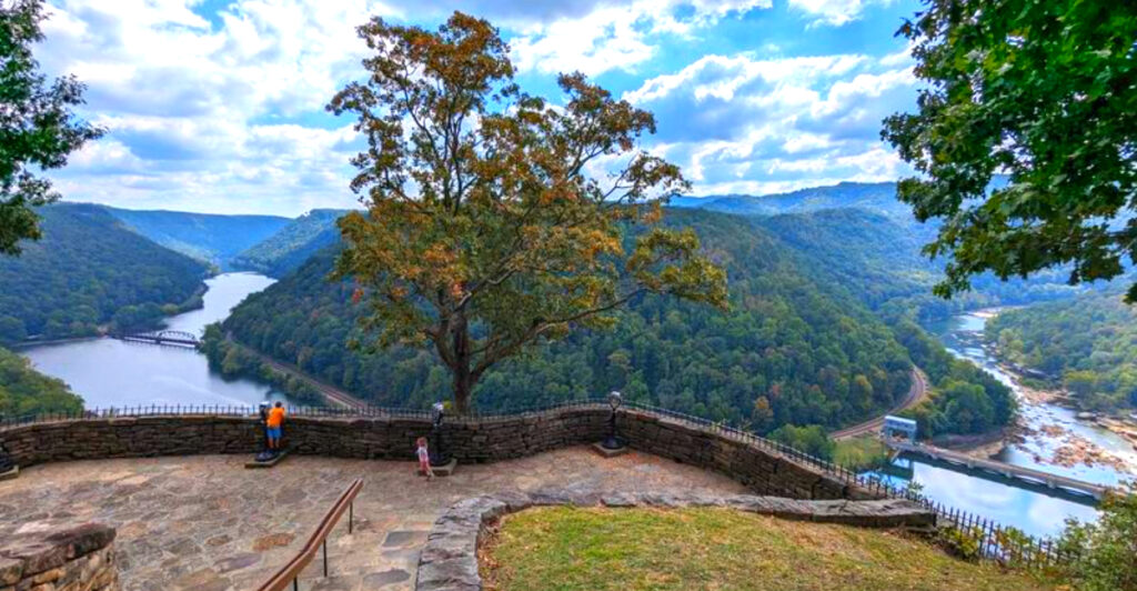 This West Virginia State Park Has a 750-Foot Gorge View Just Steps From the Parking Lot
