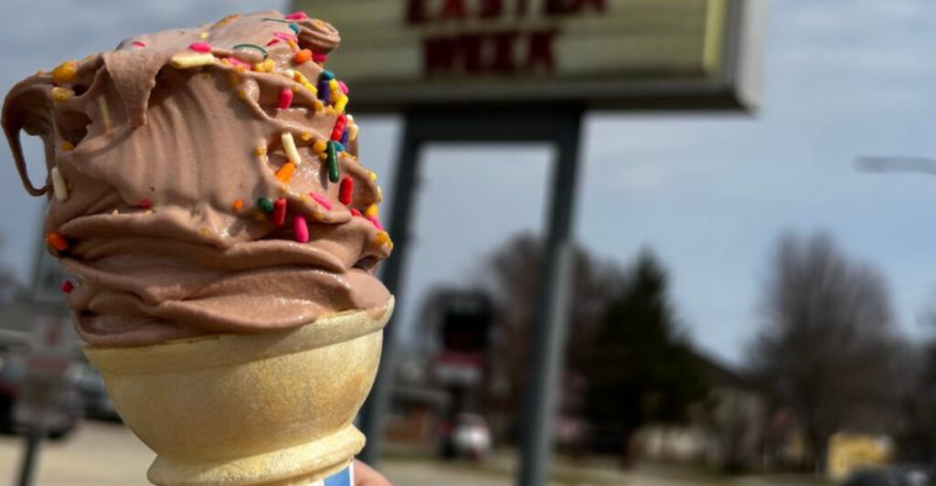 People Line Up Every Summer for the Soft Serve at This Iowa Favorite