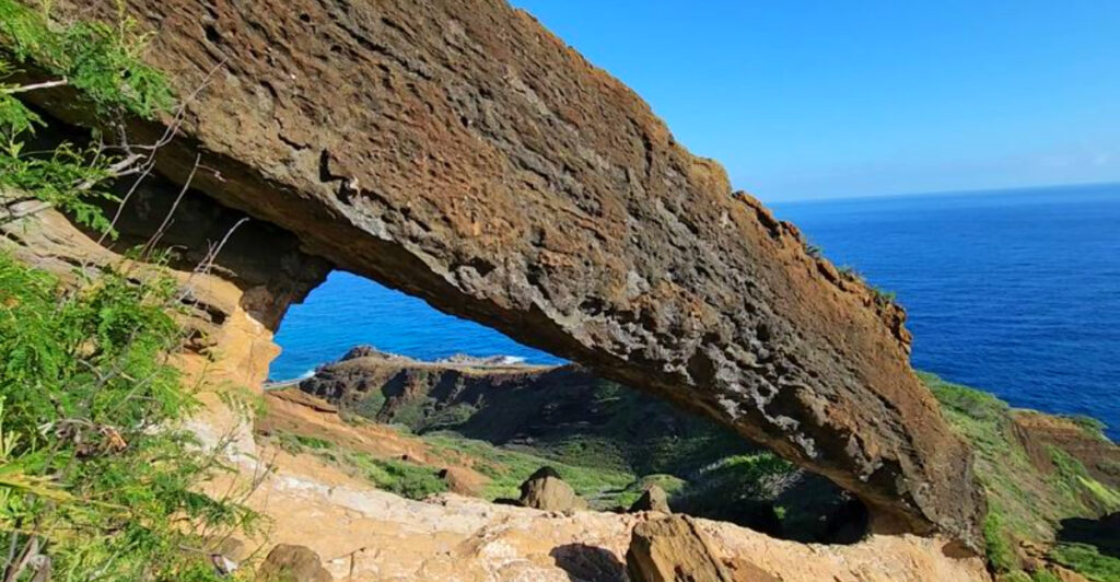 This Short Hawaii Trail Leads To A Massive Natural Arch Above The Pacific