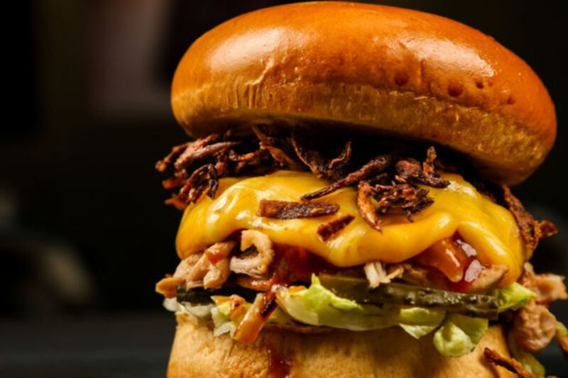 This Illinois Burger Joint Grinds Bacon Directly Into Every Patty With Its Unusual 90/10 Beef Blend