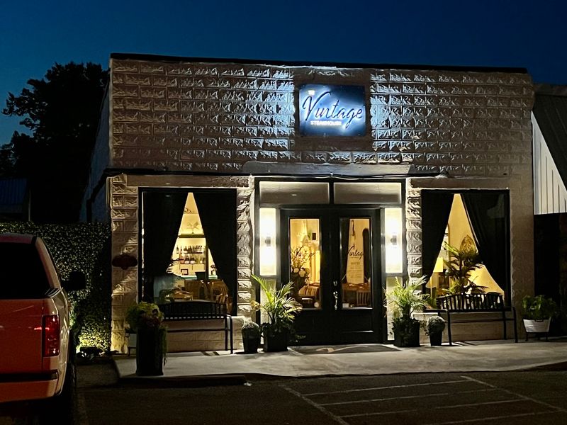 This Tiny Oklahoma Town Hides a Destination Steakhouse People Drive Hours to Reach