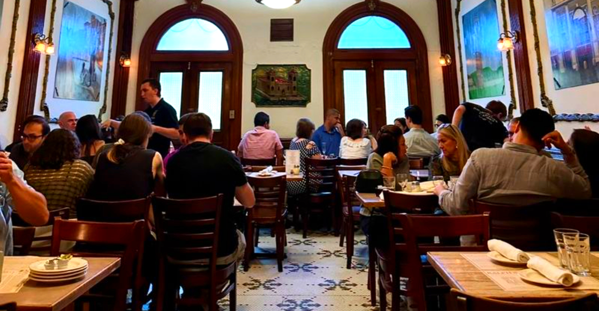 10 Family-Owned Pennsylvania Restaurants That Have Been Around for Generations