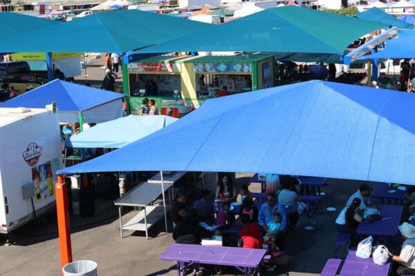 Get to This Arizona Flea Market Early and You’ll Spend the Whole Morning Digging for Used Treasures