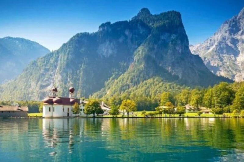 10 Alpine Escapes Where Mountains, Lakes, and Villages Come Together