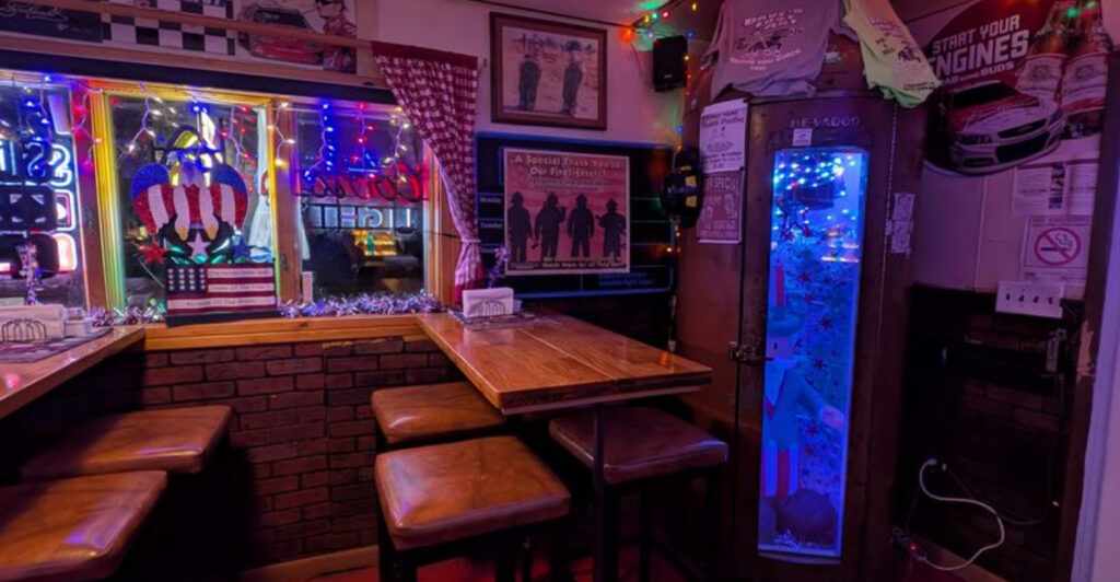 10 Off-the-Beaten-Path Illinois Restaurants Worth the Road Trip