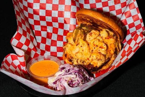 13 California Fried Chicken Spots That Locals Can’t Get Enough Of