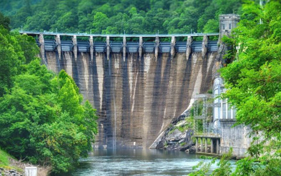 11 U.S. Destinations Where You Can Walk Across Historic Dams