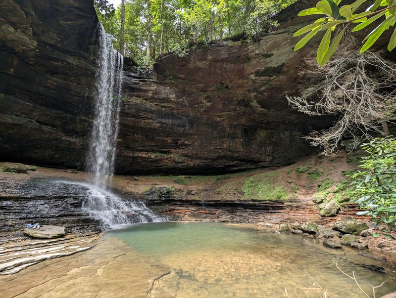 This 1.5-Mile Tennessee Trail Ends at a Waterfall Refreshing Enough to Make the Whole Hike Worth It