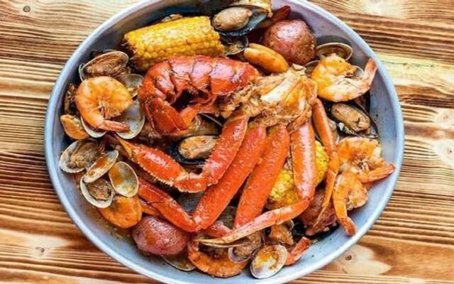 This South Carolina Seafood Spot Loads Its Cajun Boils and Appetizer Fries with Crab Meat