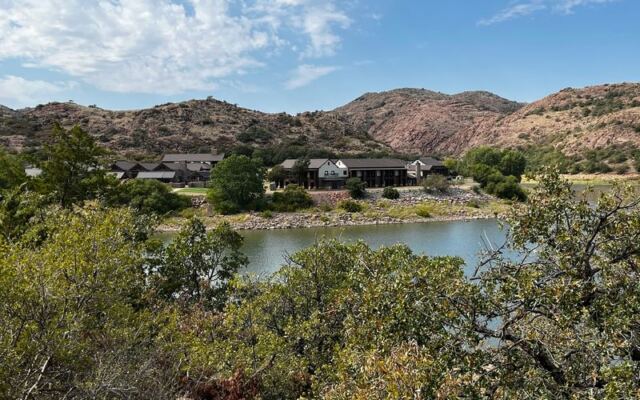 Here’s How a Depression-Era Oklahoma Lodge Ended Up Built Entirely From Native Stone