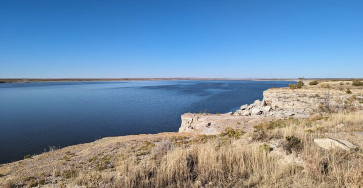 This Colorado State Park Is A Giant Blue Oasis Surrounded By Open Prairie