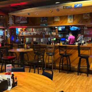 Adventure Travelers Flock to This Fayetteville, West Virginia, Restaurant After Days on the New River