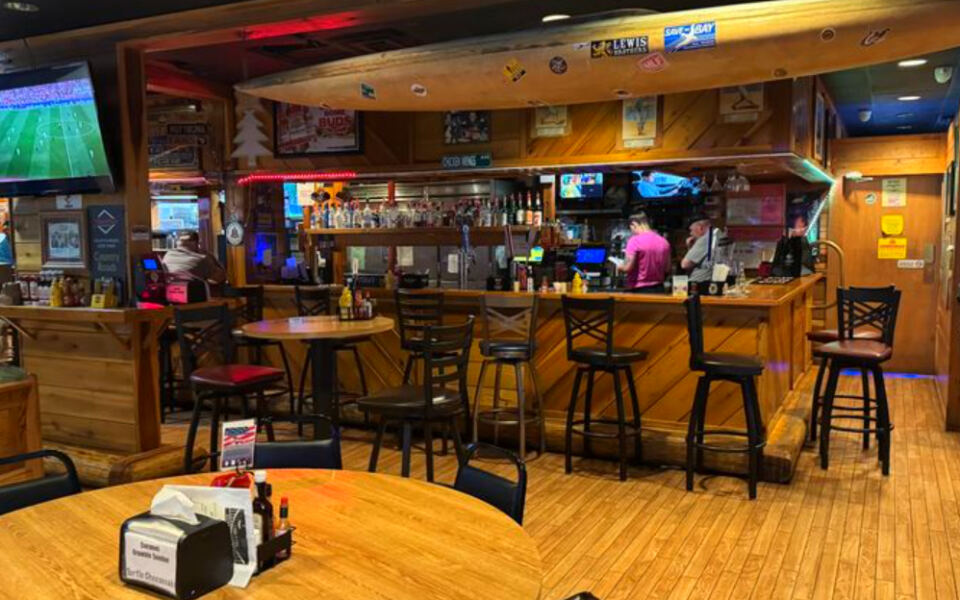 Adventure Travelers Flock to This Fayetteville, West Virginia, Restaurant After Days on the New River