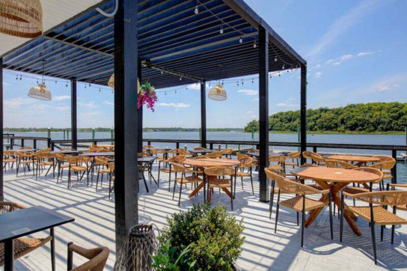 This New Jersey Riverside Bar Has Boats, Sunsets, And Summer Live Music