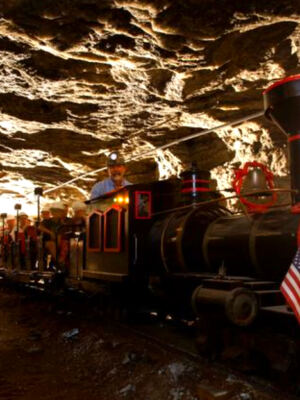 13 Kansas Attractions That Are Good for Grandparents and Grandkids