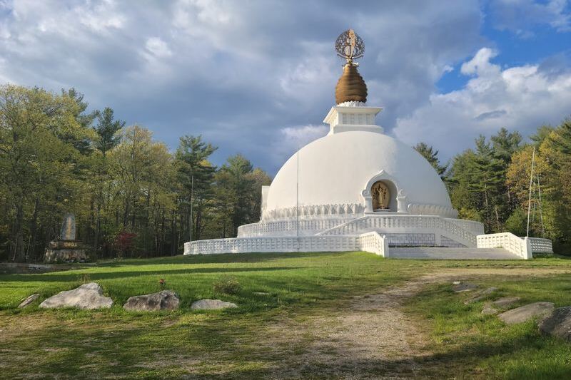 A Short Hike Through the Massachusetts Woods Leads to a White Peace Pagoda and a Zen Garden That Feels Worlds Away