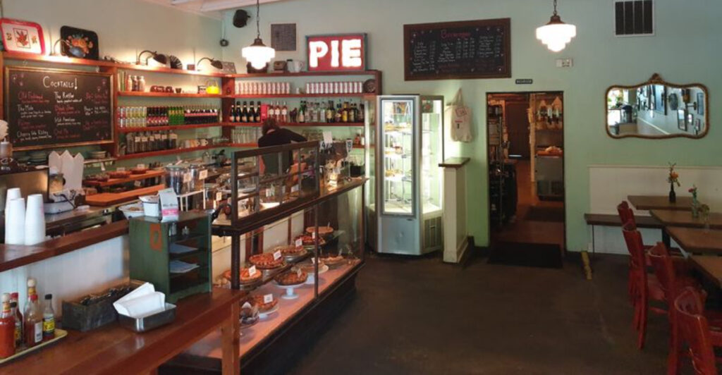 This Local Oregon Spot Is Worth the Trip for the Marionberry Pie Alone