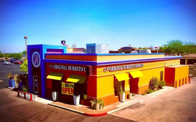 This Longtime Phoenix Taqueria Is Where Arizonans Go For Green Chile Burritos At Prices That Still Add Up Right