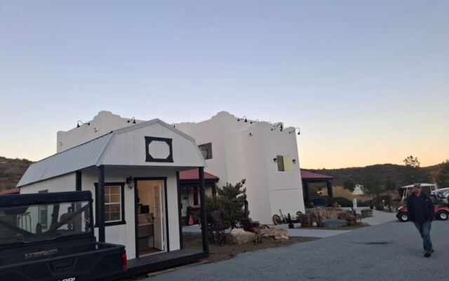 This Creekside Arizona Restaurant Is A Hidden Gem Tucked Down A Gully Off The Highway