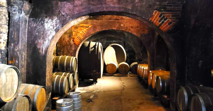 10 Missouri Wineries With Deep German Roots