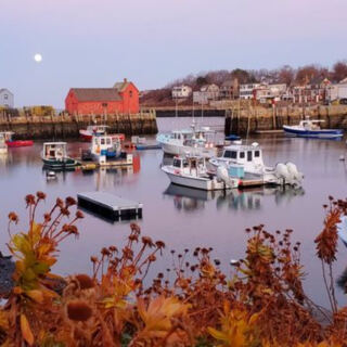 These 11 Walkable Massachusetts Coastal Towns Are Even Prettier for an Autumn Wander