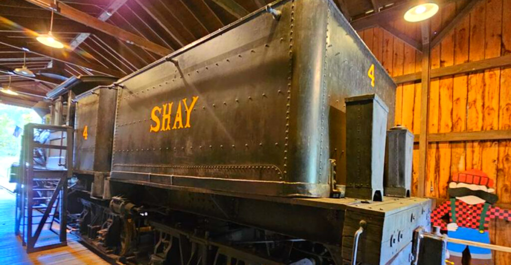 This Pennsylvania Museum Has a 70-Ton Locomotive and a Working Steam-Powered Sawmill