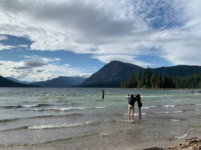 This Washington State Park Roped Off a Clear Mountain-Lake Swimming Beach That Feels Like a Cheap Summer Getaway