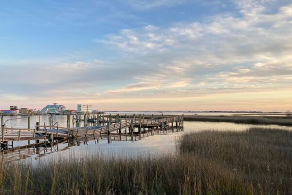 You Might Be Surprised That One Of America’s Happiest Towns Is This Tiny North Carolina Seaside Spot