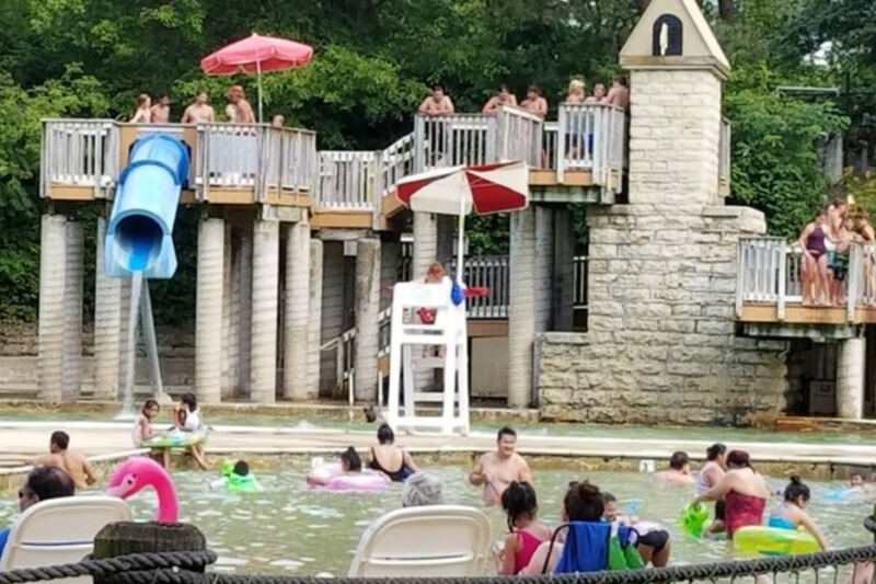 This Illinois Swimming Hole Turned an Old Limestone Quarry Into a Summer Tradition