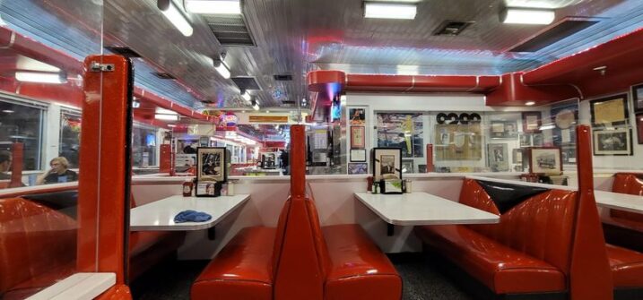 This Retro Arizona Diner Griddles Patty Melts And Shakes In Red-Leather Bucket Seats