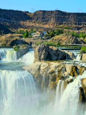 13 Incredible Stops Along Idaho’s Snake River