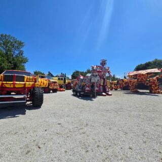 This Cleveland Junkyard Playground Hides Giant Robots And Fire-Breathing Dragons You Can Actually Touch