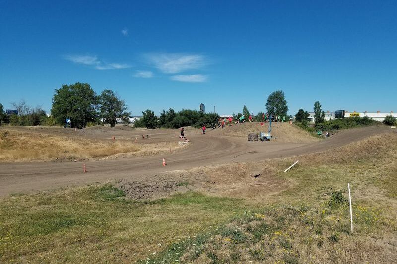 This Oregon Motocross Track Sorts Riders by Skill So Beginners and Fast Racers Both Get Their Own Time