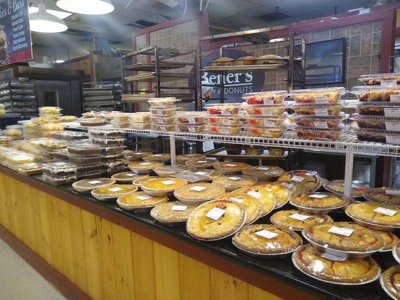 A Bakery Section That Starts The Shopping Spiral A Bakery Section That Starts The Shopping Spiral