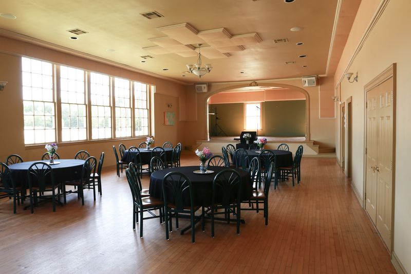 A Ballroom Made for Celebrations
