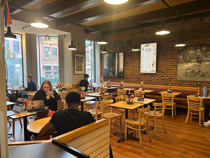 A Bookshop and Cafe Rolled Into One on Newbury Street A Bookshop and Cafe Rolled Into One on Newbury Street