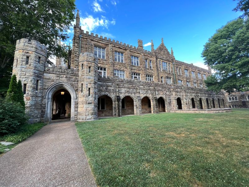 A Campus Built for Wandering