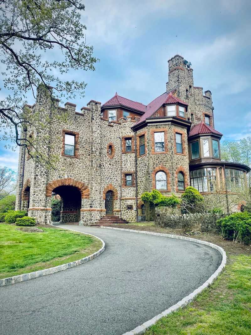 A Castle Park On Crestmont Road A Castle Park On Crestmont Road