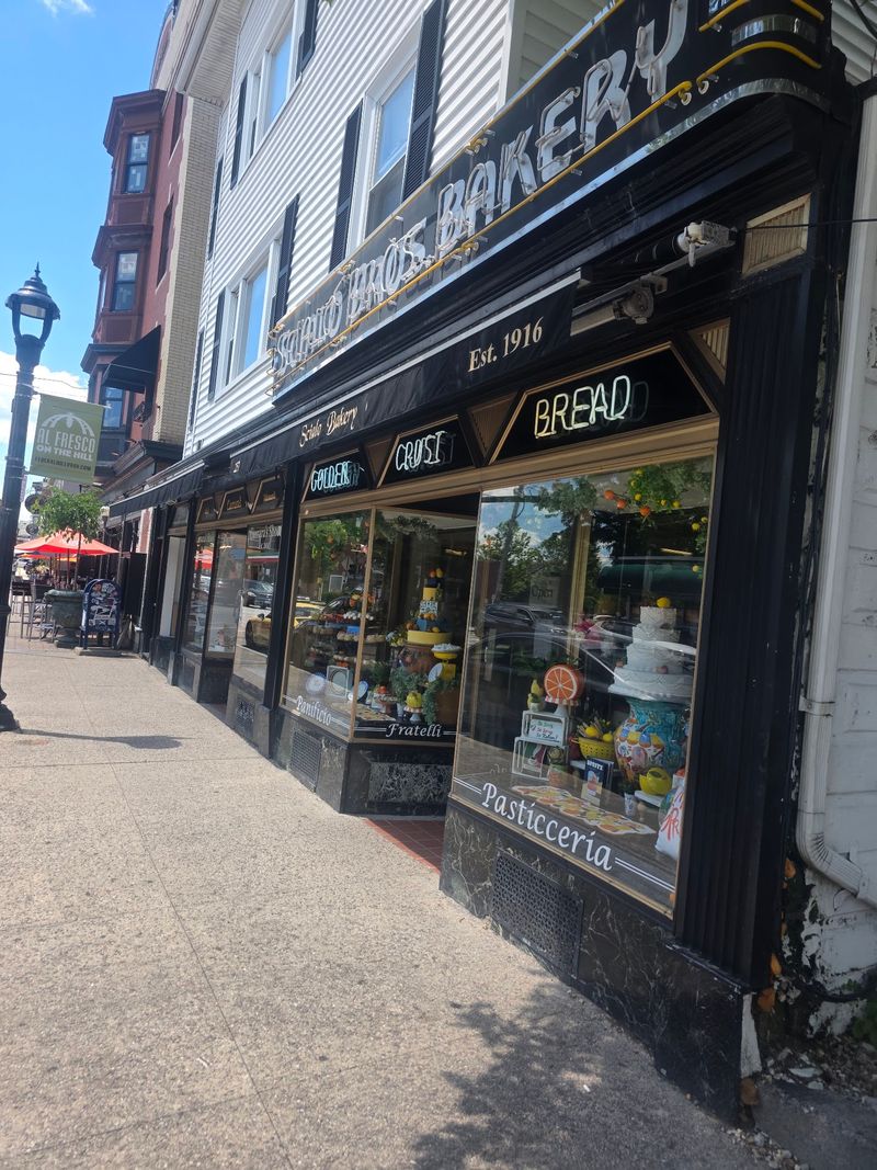 A Century of Sweetness on Federal Hill