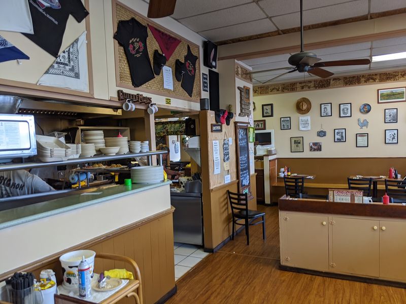 A Cheerful Room With Local Roots