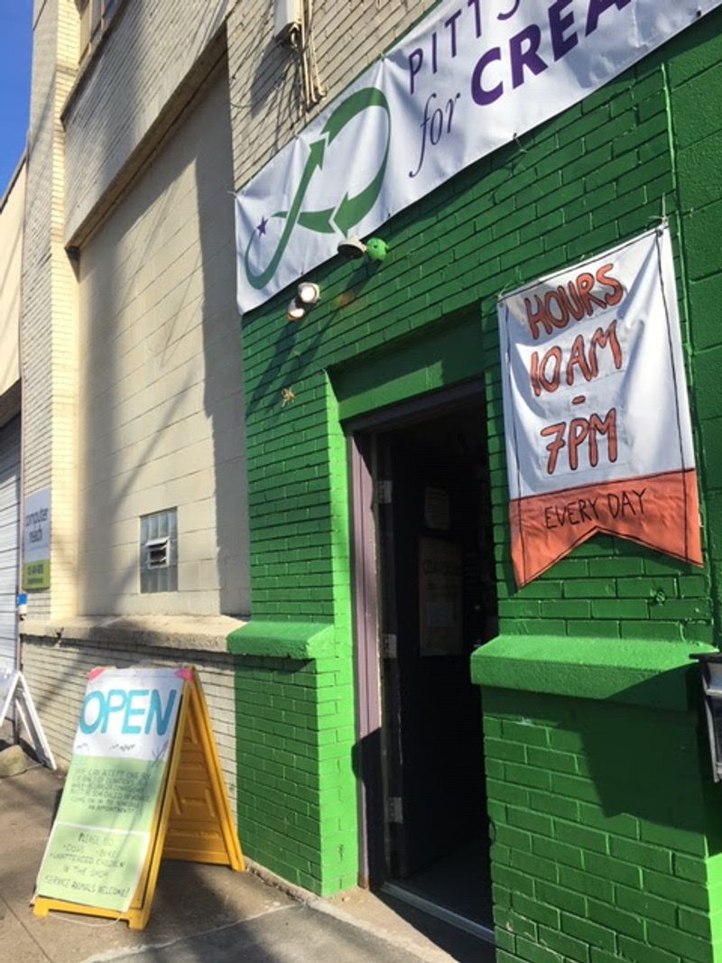 A Craft Shop With an Address Worth Saving