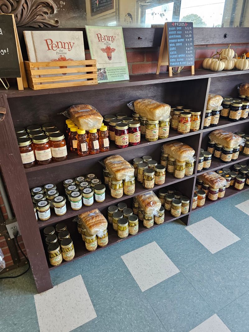 A Farm Store Stocked With Local Treasures A Farm Store Stocked With Local Treasures