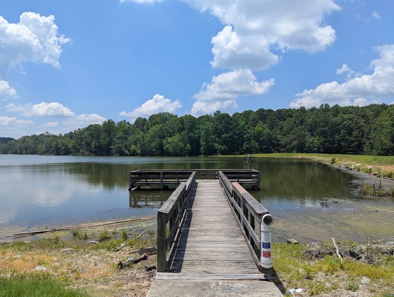 A Fishing Hole That Families Actually Enjoy A Fishing Hole That Families Actually Enjoy