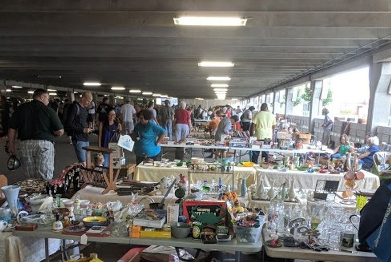 A Garage That Transforms Into a Treasure Trove A Garage That Transforms Into a Treasure Trove