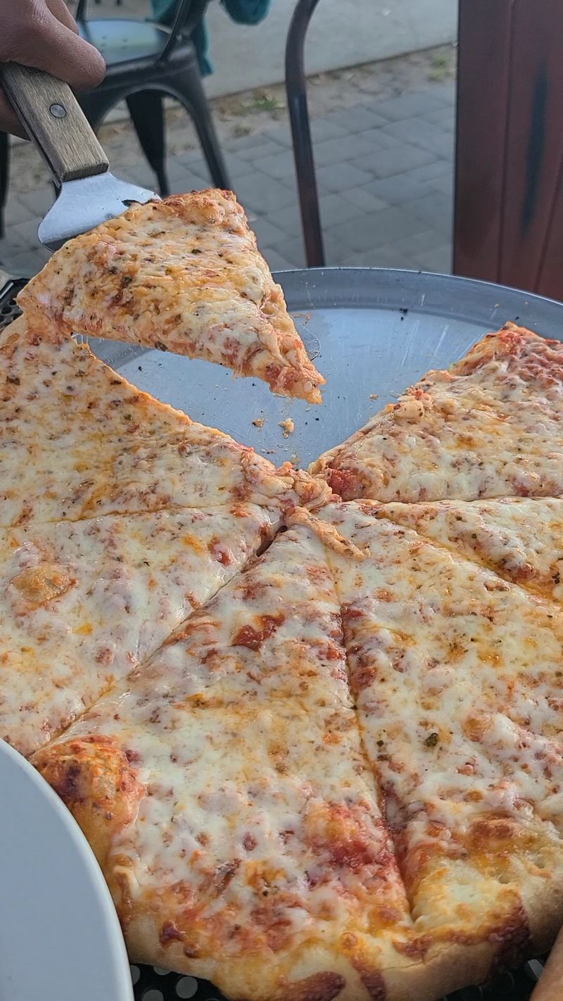 A Gluten-Free Crust People Travel For A Gluten-Free Crust People Travel For