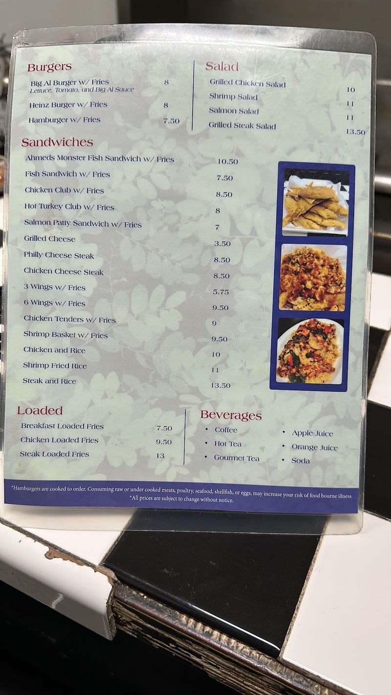 A Halal Menu That Sets This Diner Apart From the Rest A Halal Menu That Sets This Diner Apart From the Rest