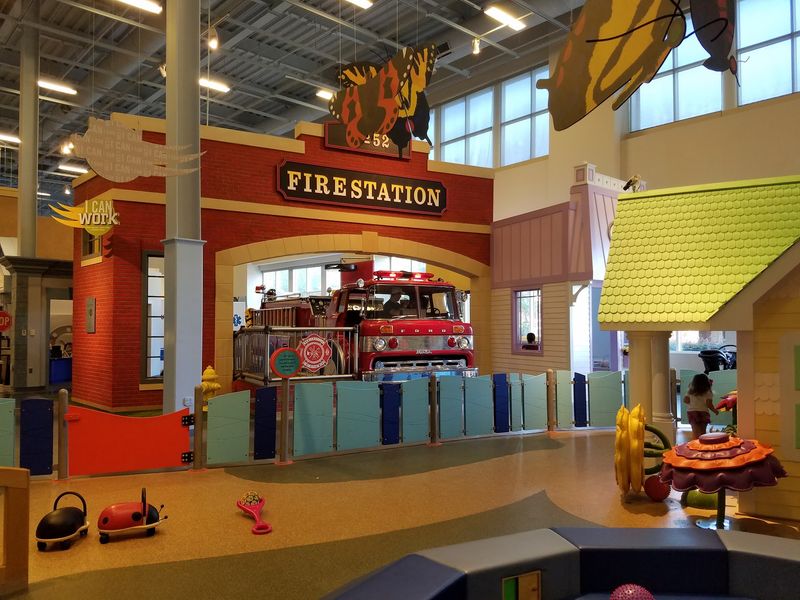 A Hands-On Museum in the Heart of Huntersville A Hands-On Museum in the Heart of Huntersville