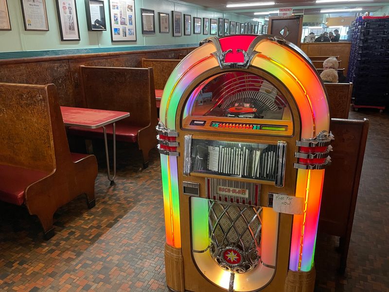 A Jukebox and a Bottle of RC Cola